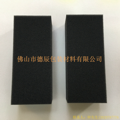 主要用于高速賽車燃料油箱內(nèi)部填充，起到緩沖作用。